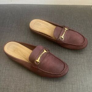 Mia Amore purple slide on loafers size 9